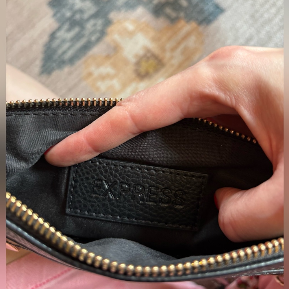 NWOT - Cute Express Leopard Print Chain Clutch - Picture 6 of 7